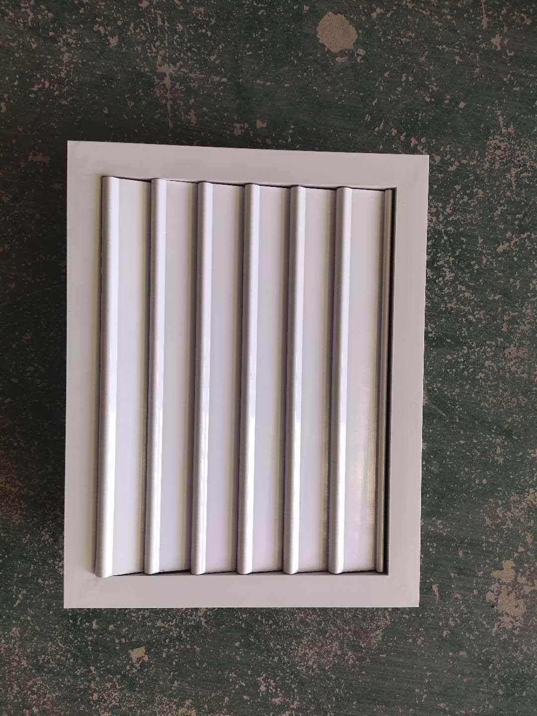 自垂百叶风口的介绍和用途