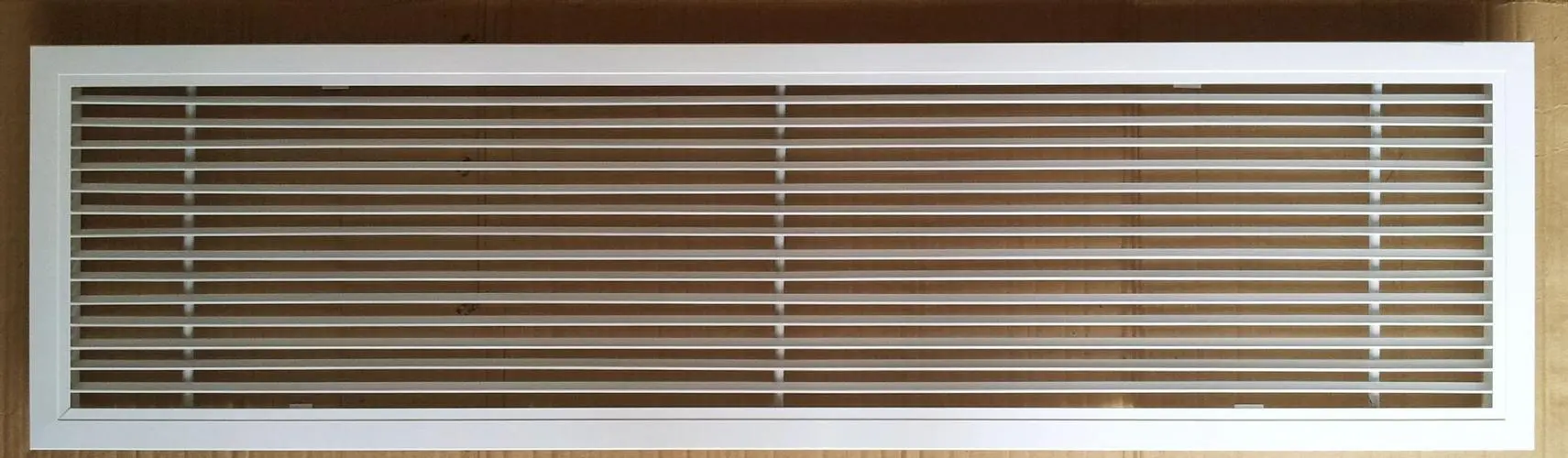 单层百叶风口的主要区别和使用场所